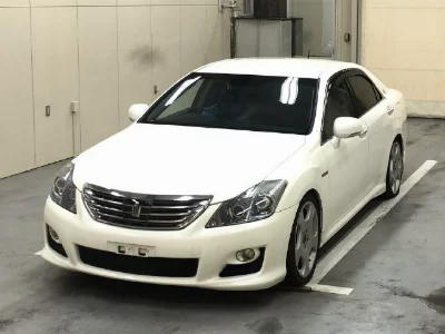 Toyota CROWN HYBRID