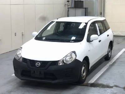 Nissan AD
