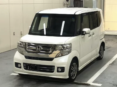 Honda N BOX CUSTOM