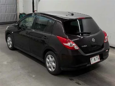 Nissan Tiida