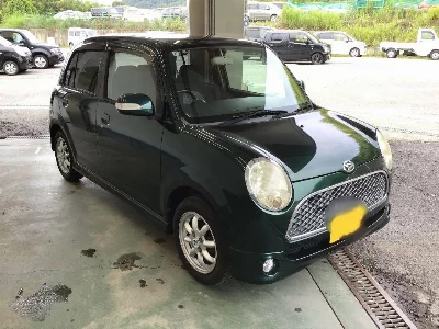 Daihatsu Mira Gino