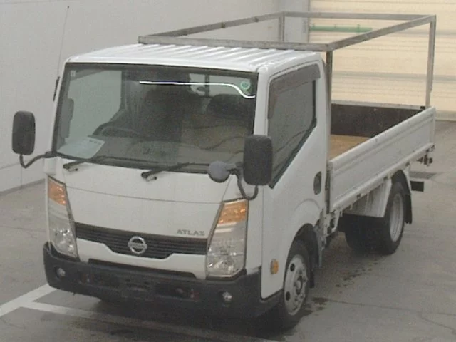Nissan Atlas  с аукциона в Японии