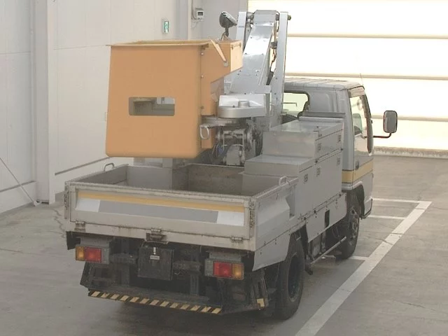 Isuzu Elf  с аукциона в Японии