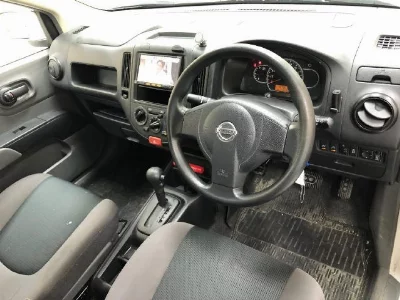 Nissan AD