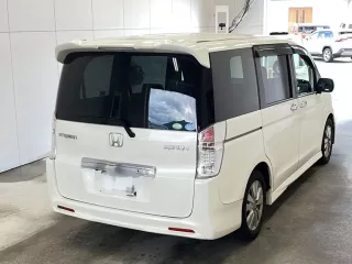 Honda STEPWGN SPADA