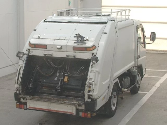 Mitsubishi Fuso Canter  с аукциона в Японии