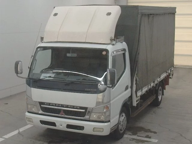 Mitsubishi Fuso Canter  с аукциона в Японии