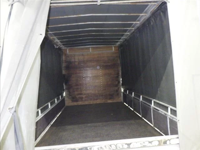 Mitsubishi Fuso Canter  с аукциона в Японии