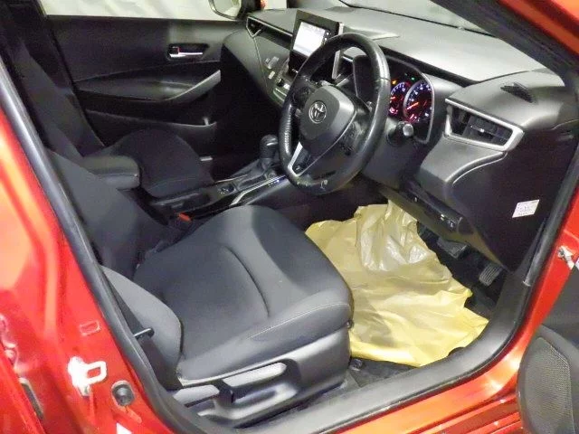 Toyota Corolla Hatchback  с аукциона в Японии
