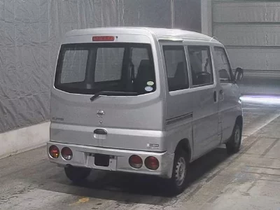 NISSAN CLIPPER VAN