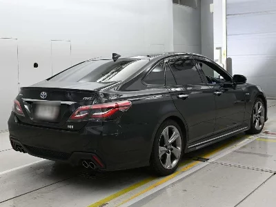 Toyota CROWN HYBRID