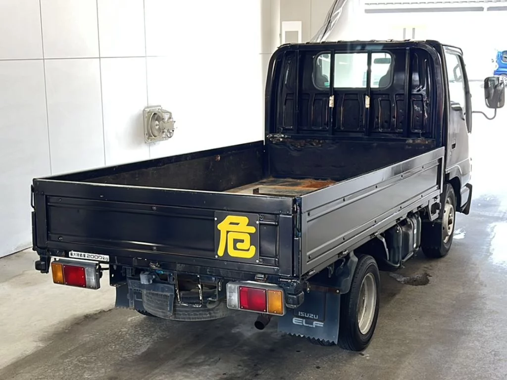Isuzu Elf  с аукциона в Японии