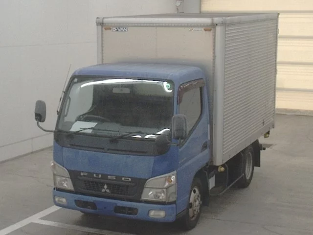 Mitsubishi Fuso Canter  с аукциона в Японии
