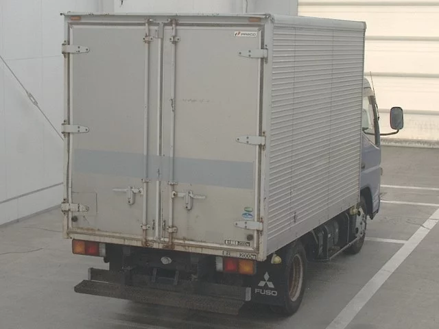 Mitsubishi Fuso Canter  с аукциона в Японии