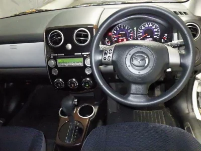 Mazda Verisa