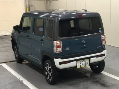 Mazda Flair Crossover
