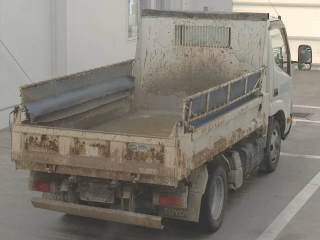 Toyota Dyna  с аукциона в Японии