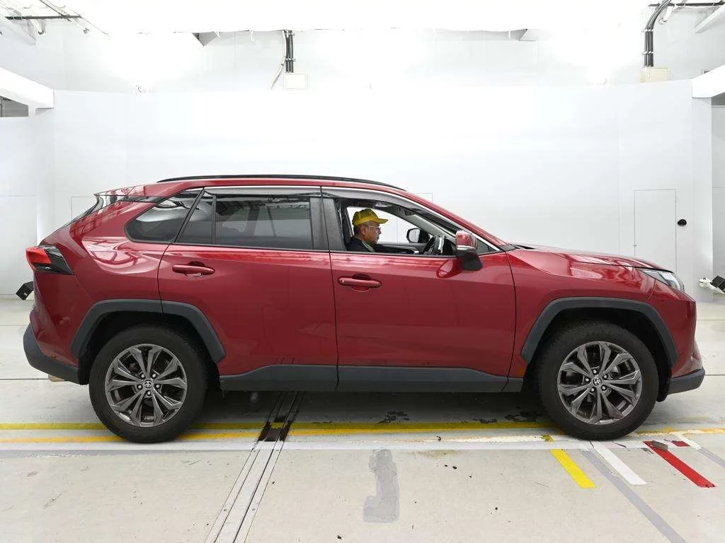 Toyota RAV4  с аукциона в Японии
