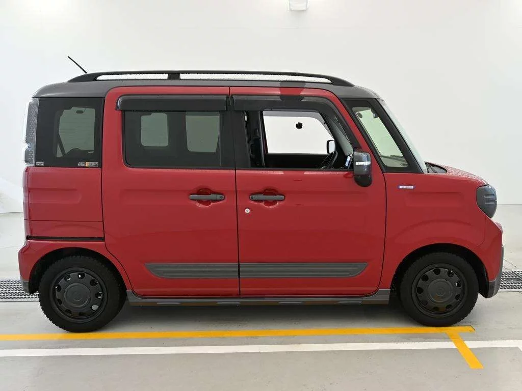 Suzuki Spacia Gear  с аукциона в Японии