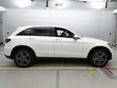 MERCEDES BENZ GLC