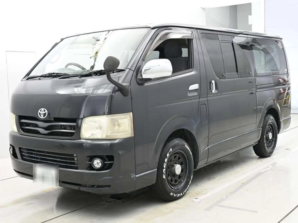 Toyota RegiusAce  с аукциона в Японии