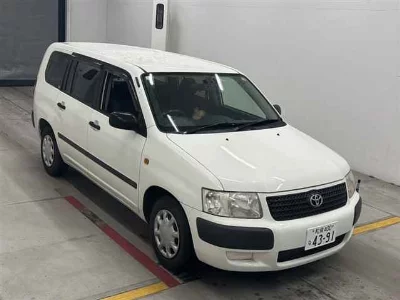 TOYOTA SUCCEED VAN