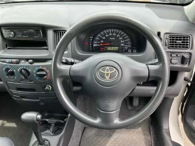 TOYOTA SUCCEED VAN