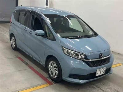 HONDA FREED HYBRID