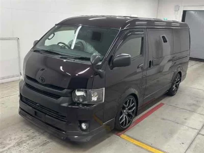 TOYOTA REGIUS VAN