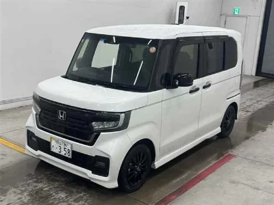 HONDA N BOX CUSTOM
