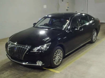TOYOTA CROWN MAJESTA
