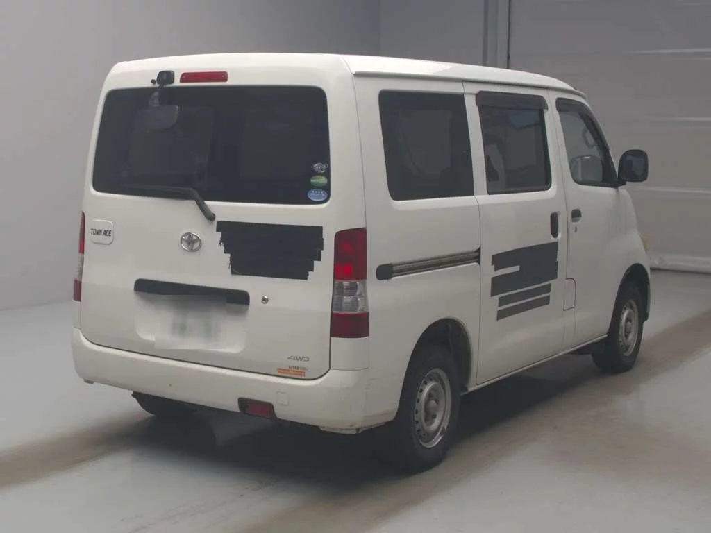 Toyota TownAce  с аукциона в Японии