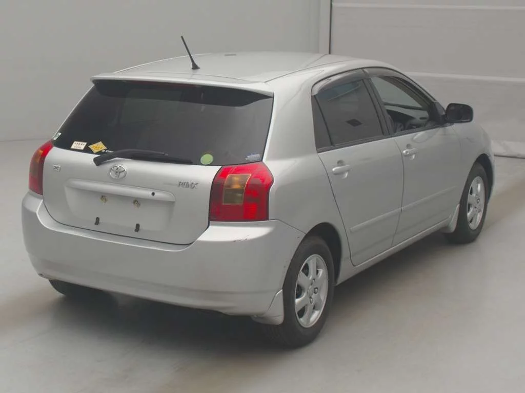 Toyota Corolla Runx  с аукциона в Японии