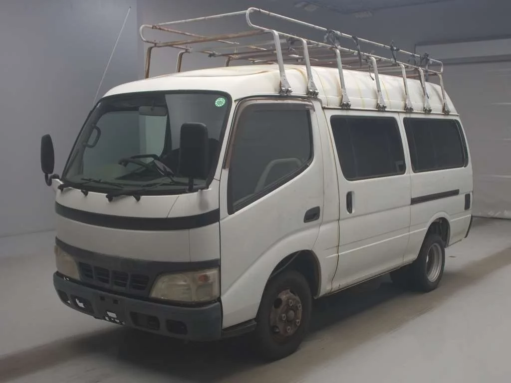 Toyota Dyna  с аукциона в Японии