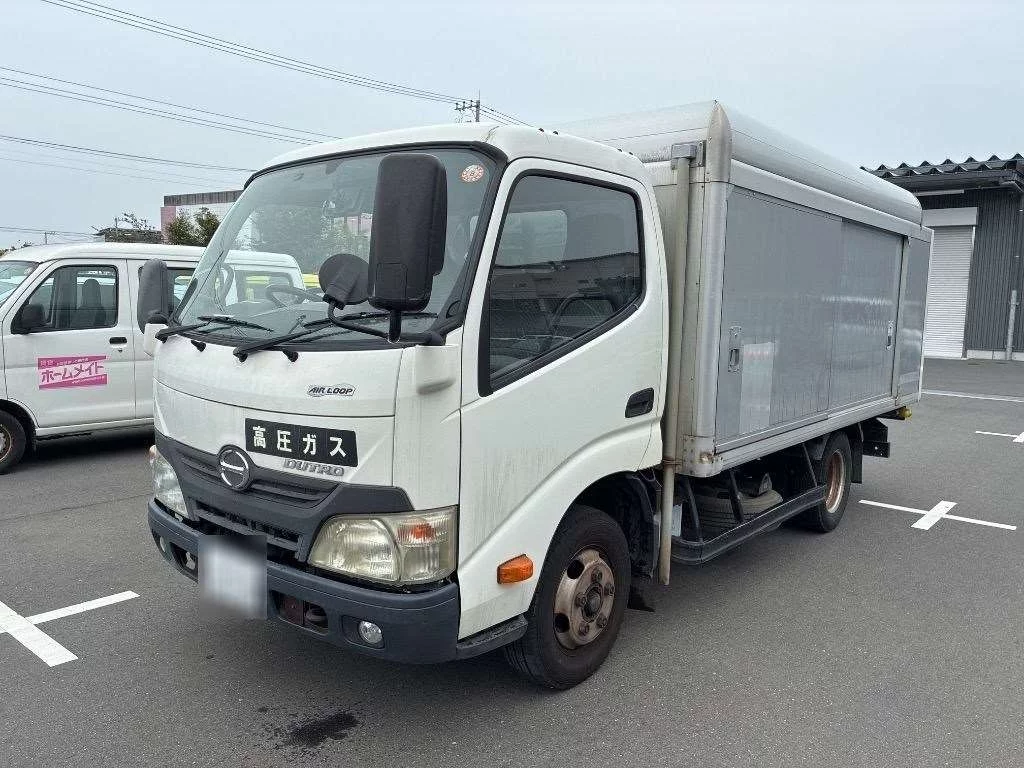 Hino Dutro  с аукциона в Японии