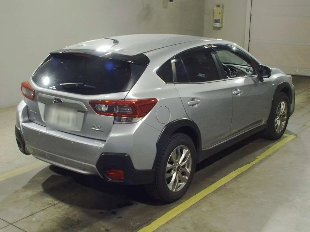 Subaru XV  с аукциона в Японии