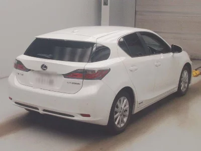 Lexus CT200h