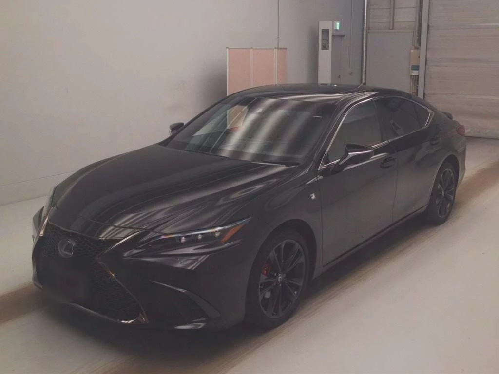 Lexus ES300h  с аукциона в Японии