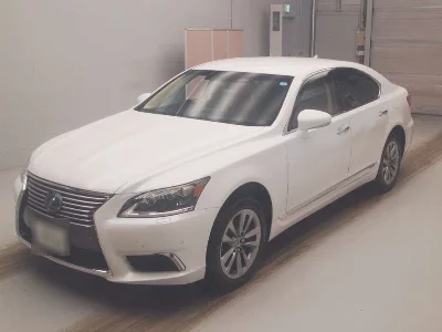 Lexus LS600h