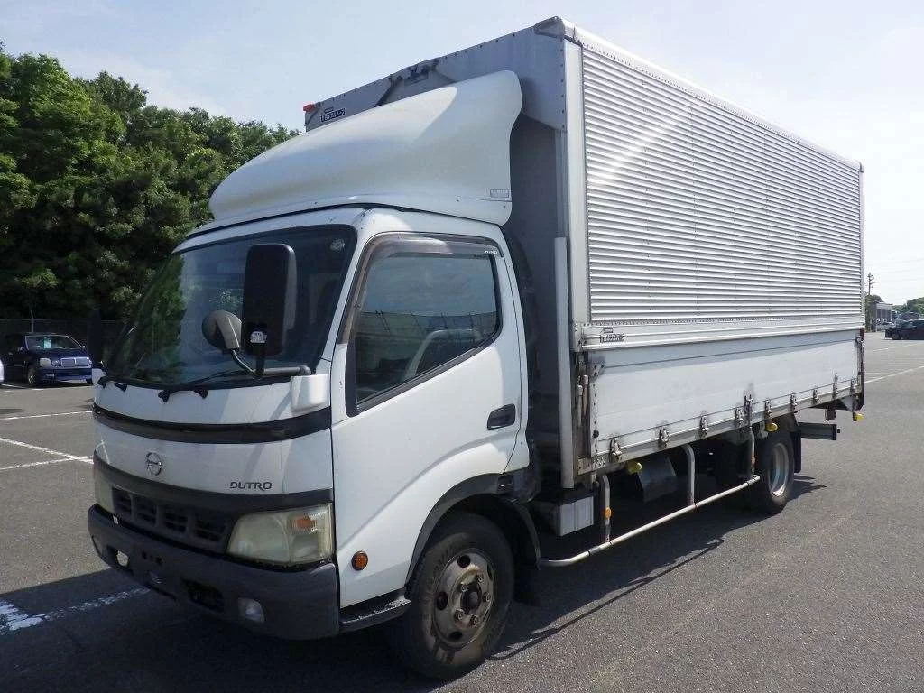 Hino Dutro  с аукциона в Японии