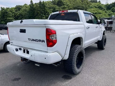 TOYOTA TUNDRA