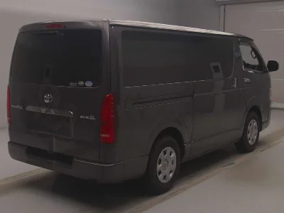 TOYOTA REGIUS VAN