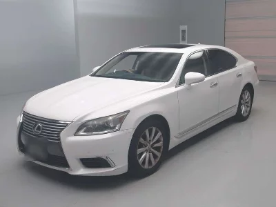 Lexus LS460L