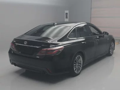 TOYOTA CROWN HYBRID