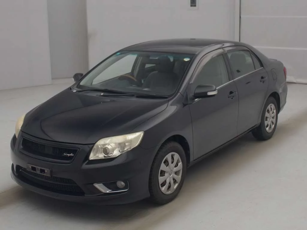 Toyota Corolla Axio  с аукциона в Японии