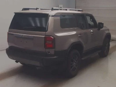 TOYOTA LAND CRUISER 250
