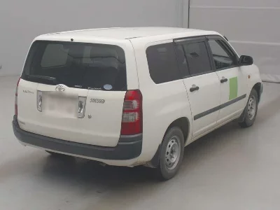 TOYOTA SUCCEED VAN