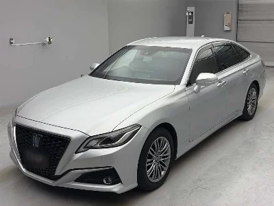 TOYOTA CROWN HYBRID