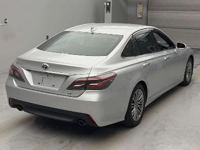 TOYOTA CROWN HYBRID