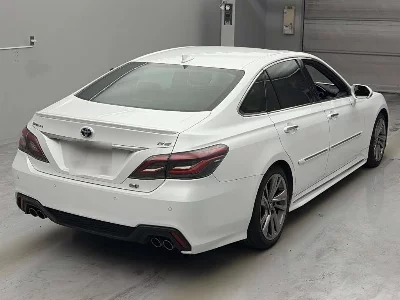TOYOTA CROWN HYBRID